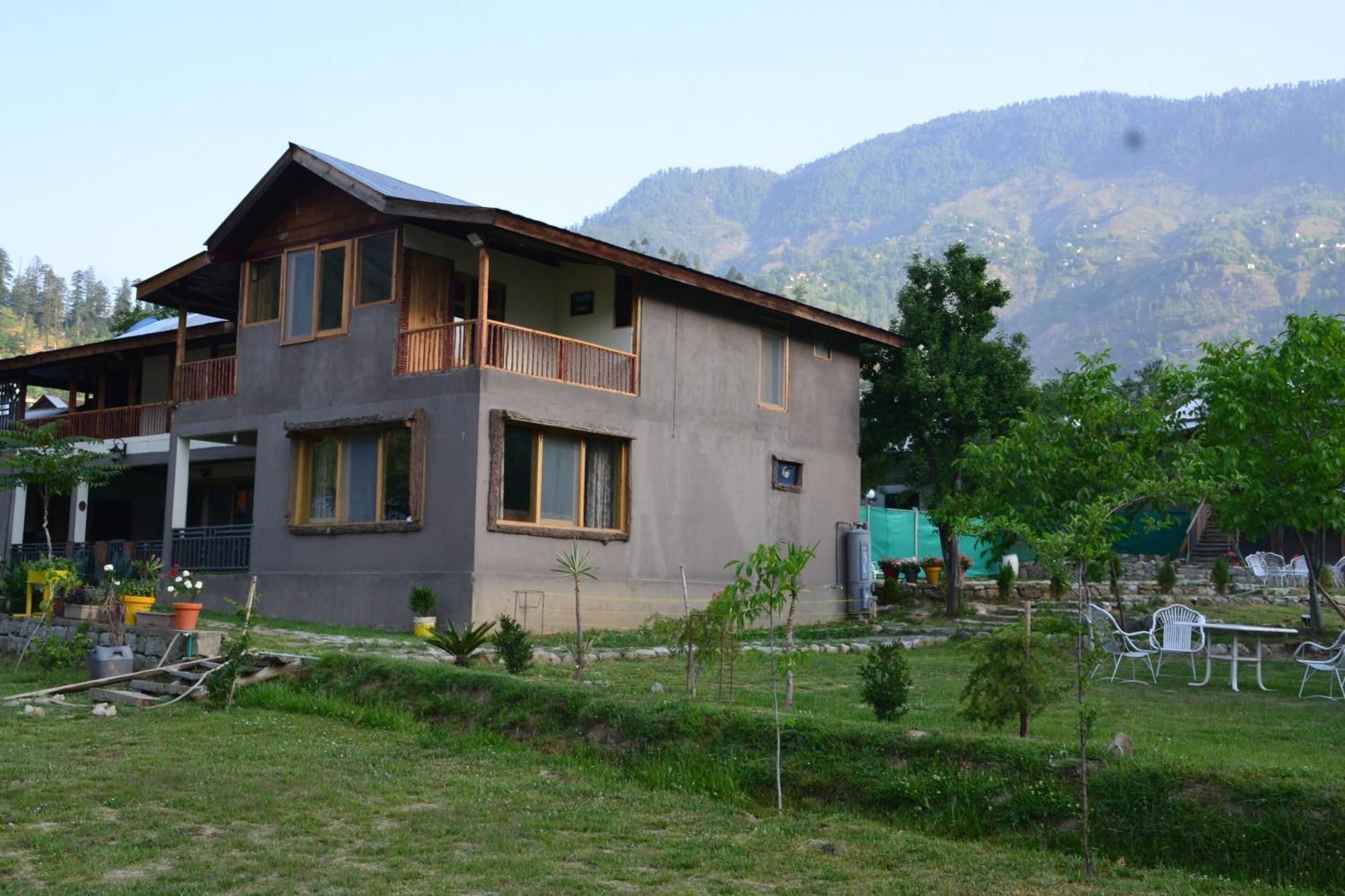 West End Lodges Neelum 외부 사진